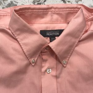 Kenneth Cole Reaction Long sleeve button shirt. L
